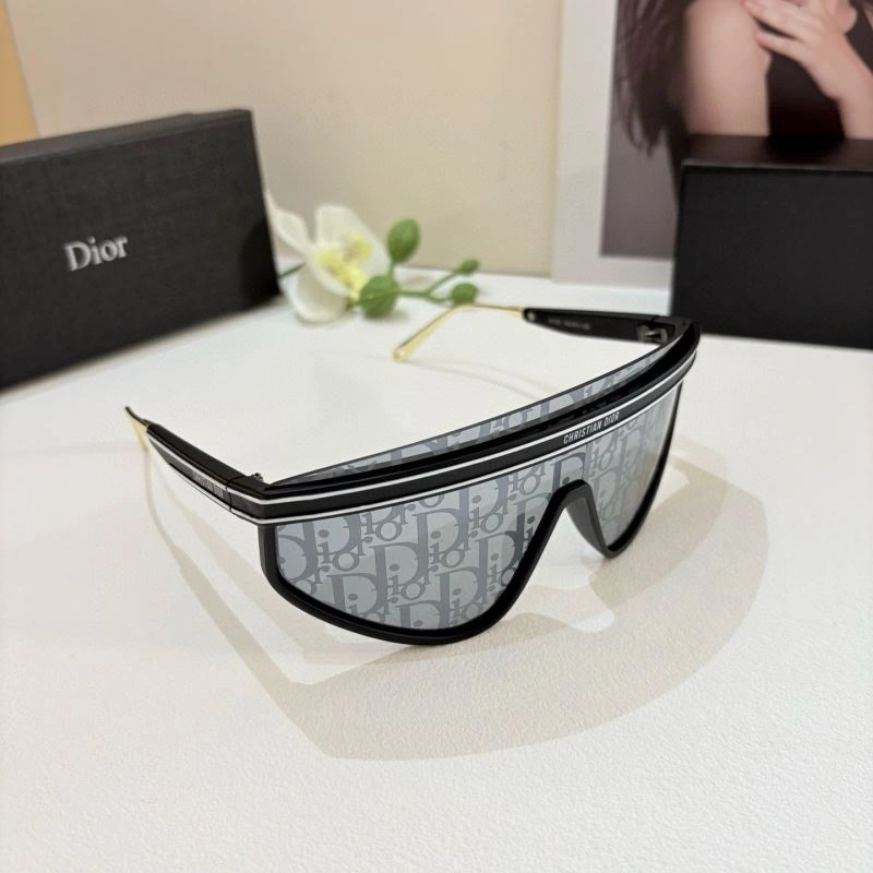Christian Dior Sunglasses Durable 278704