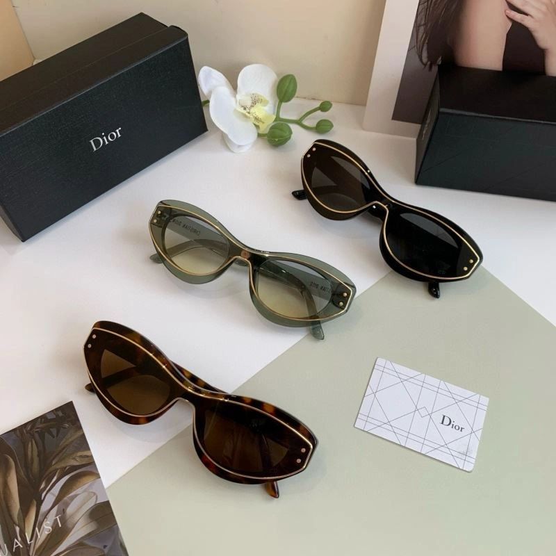 Sustainable Christian Dior Sunglasses 278703