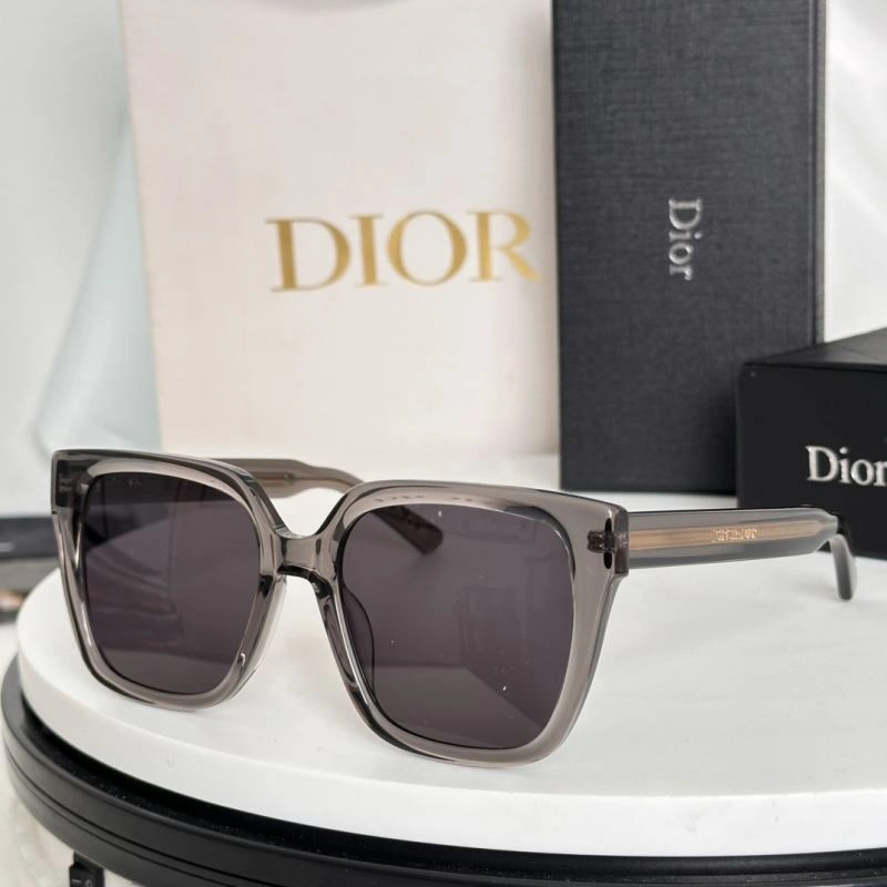 Christian Dior Sunglasses RelaxedFit 278717