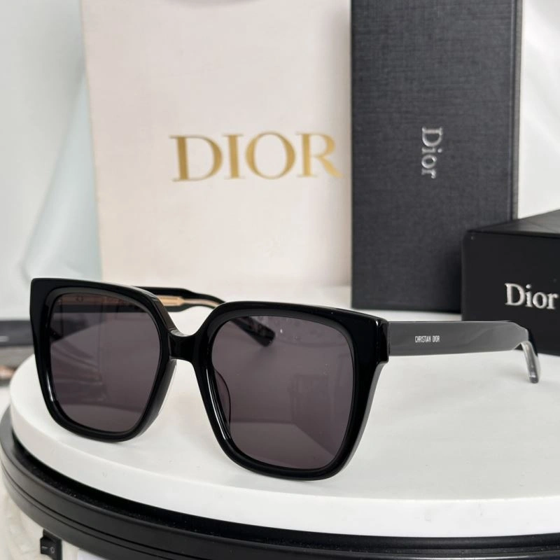 Christian Dior Sunglasses RelaxedFit 278717
