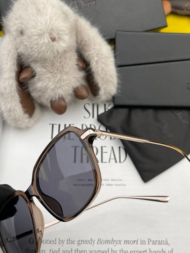 Christian Dior Sunglasses Durable 278697