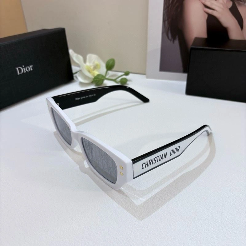 Christian Dior Sunglasses Lightweight 278694