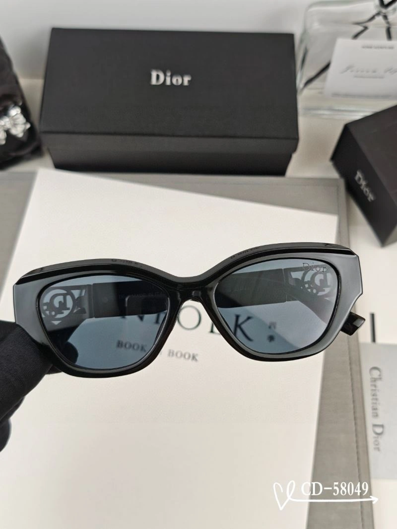 Christian Dior Sunglasses Vibrant 278687