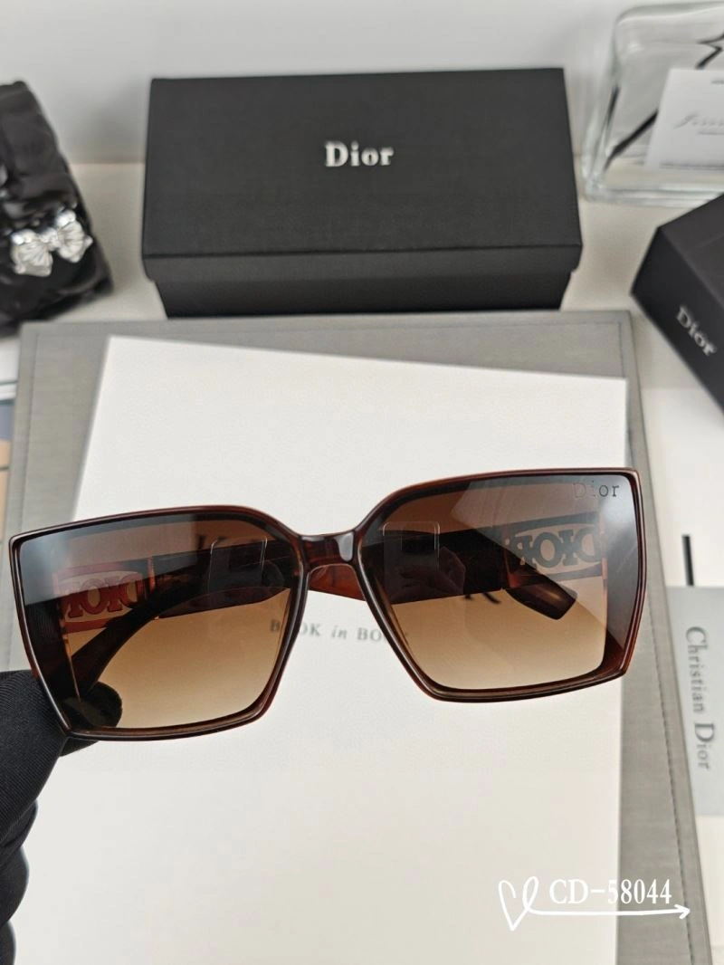 Timeless Christian Dior Sunglasses 278688