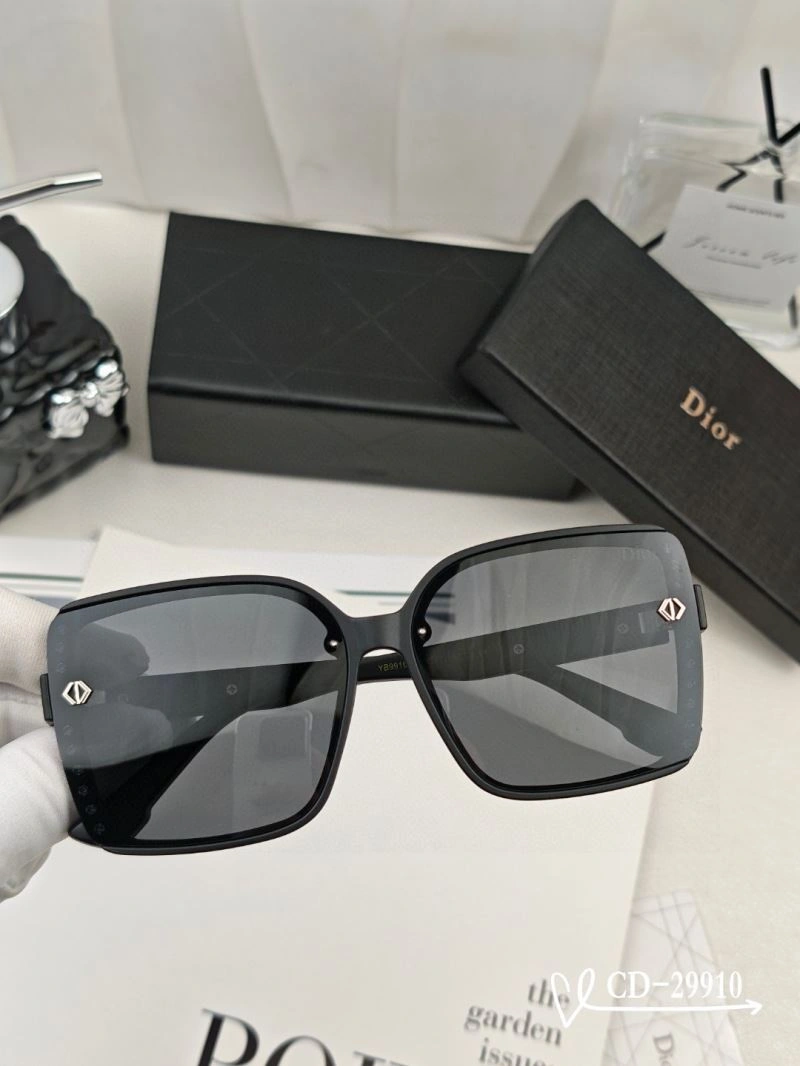 Christian Dior Sunglasses Vibrant 278662
