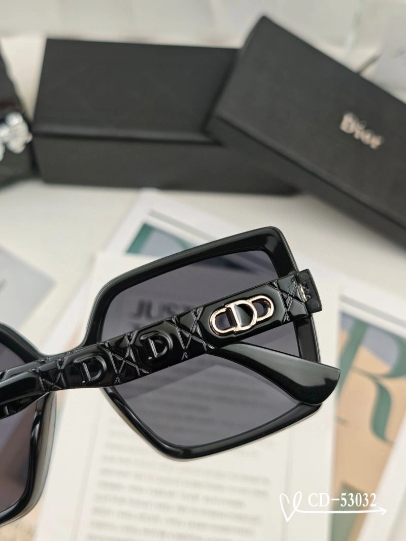 FashionForward Christian Dior Sunglasses 278669