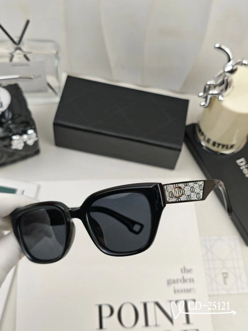 Christian Dior Sunglasses Durable 278684
