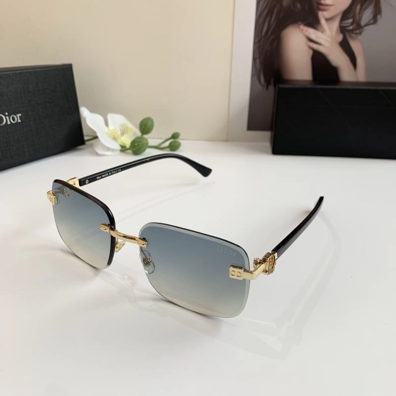 Christian Dior Sunglasses Durable 278676