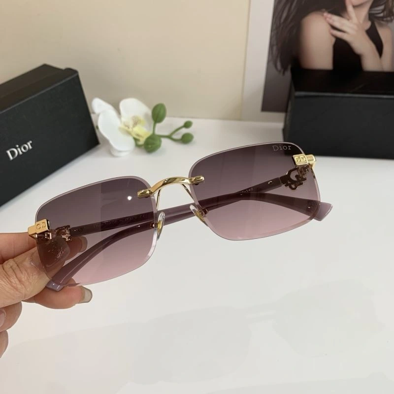 RelaxedFit Christian Dior Sunglasses 278665