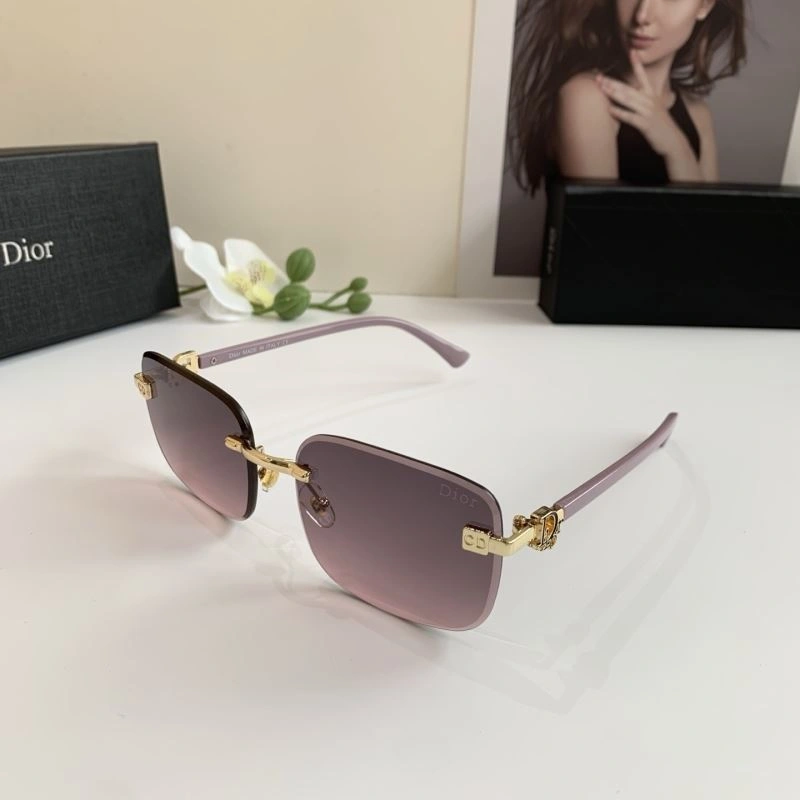 RelaxedFit Christian Dior Sunglasses 278665