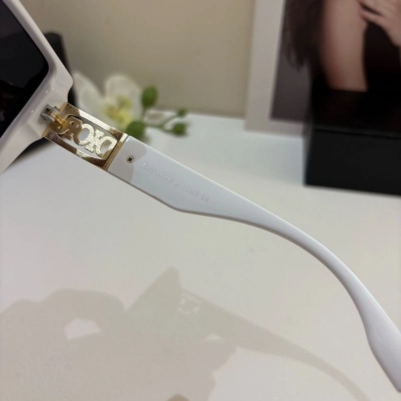 Functional Christian Dior Sunglasses 278667