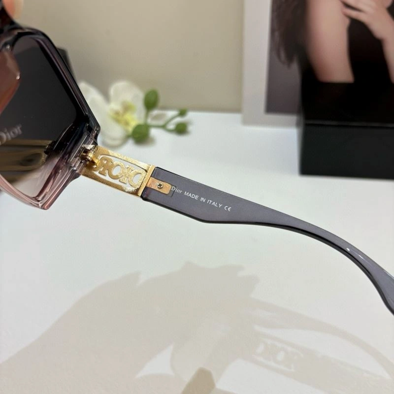 Resilient Christian Dior Sunglasses 278673