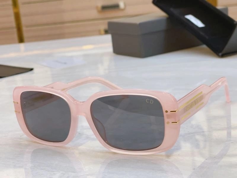Vibrant Christian Dior Sunglasses 278682