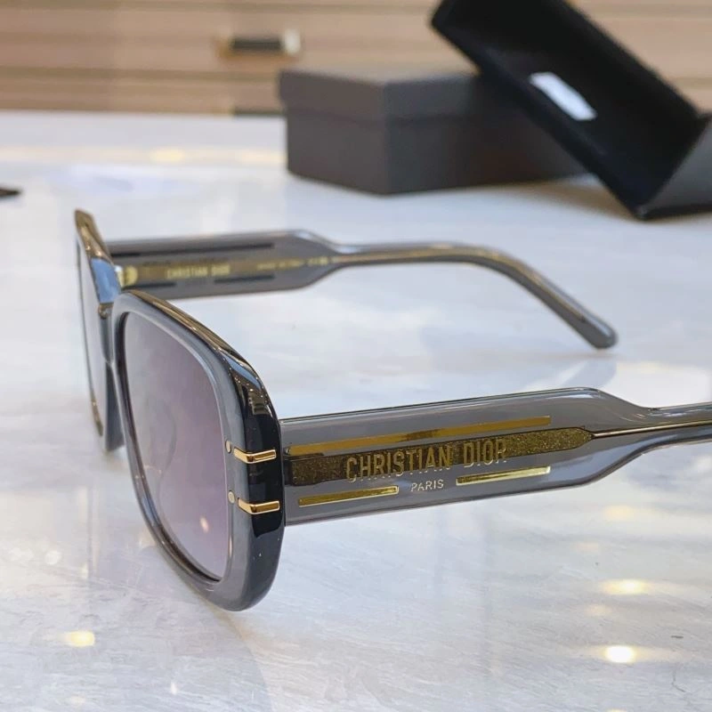 Vibrant Christian Dior Sunglasses 278682