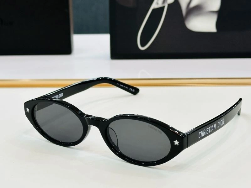 Cozy Christian Dior Sunglasses 278685