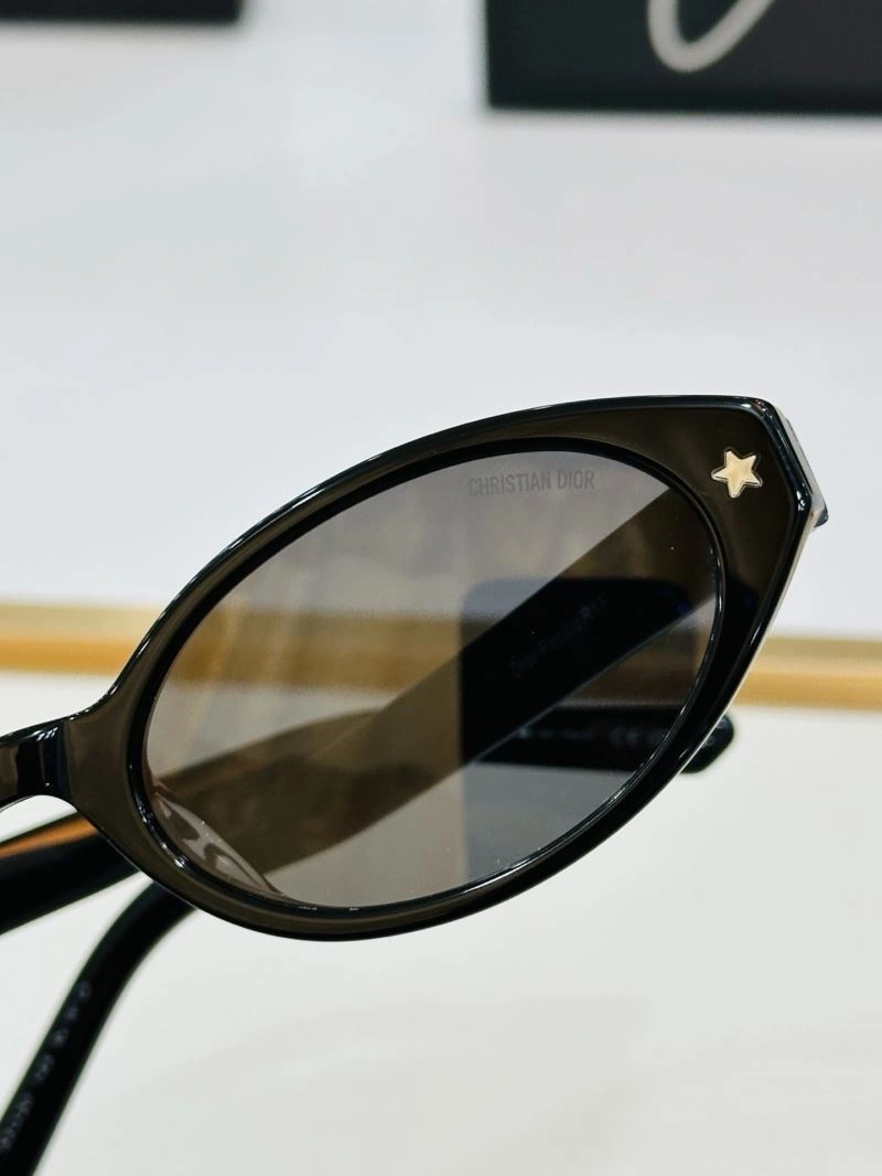 Cozy Christian Dior Sunglasses 278685