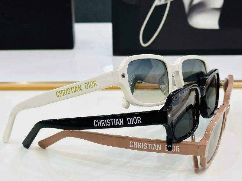 Christian Dior Sunglasses Chic 278686