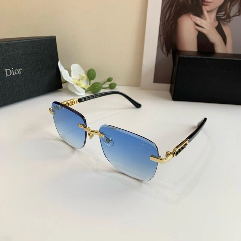 Christian Dior Sunglasses EasyMatch 278657