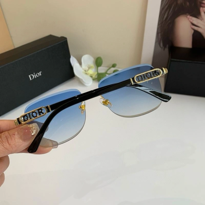 Christian Dior Sunglasses EasyMatch 278657