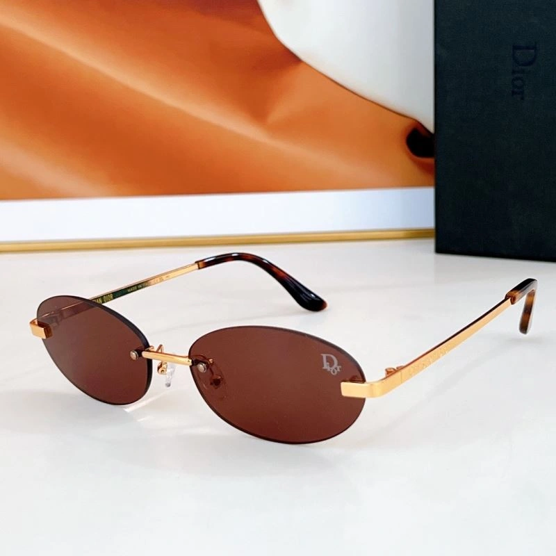 Efficient Christian Dior Sunglasses 278655