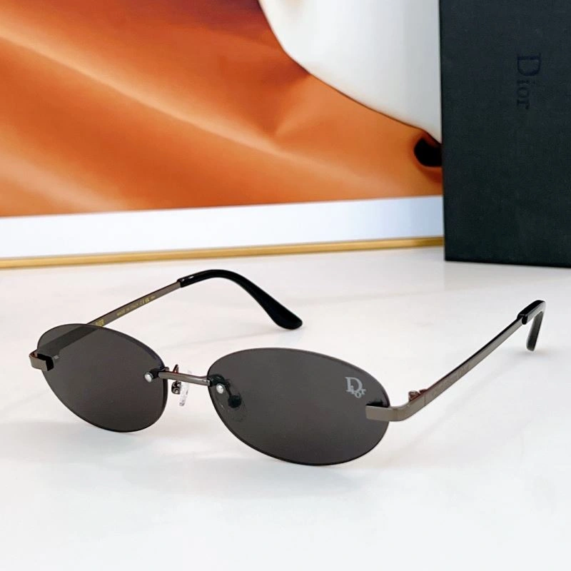 Efficient Christian Dior Sunglasses 278655