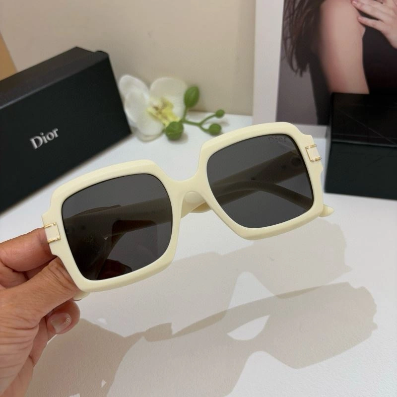 Christian Dior Sunglasses UrbanChic 278637