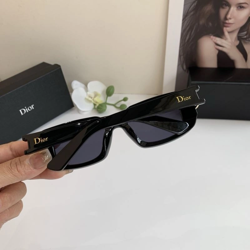 Christian Dior Sunglasses Supportive 278619