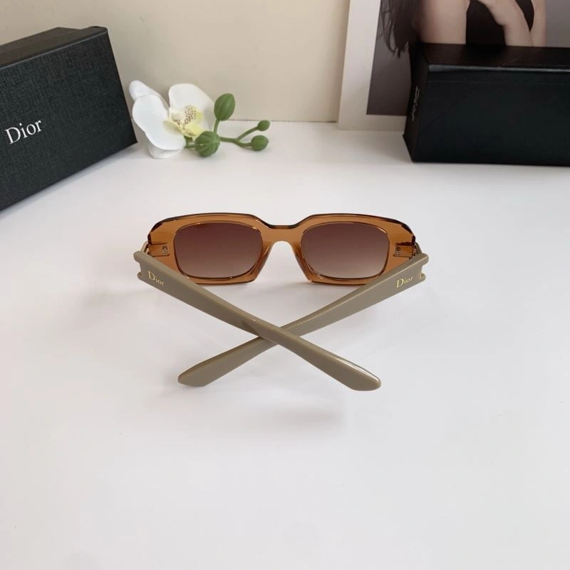 Christian Dior Sunglasses Lightweight 278621