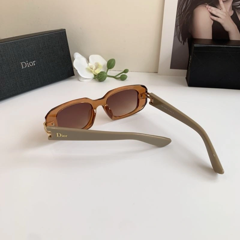 Christian Dior Sunglasses Lightweight 278621