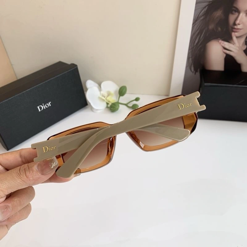 Christian Dior Sunglasses Lightweight 278621