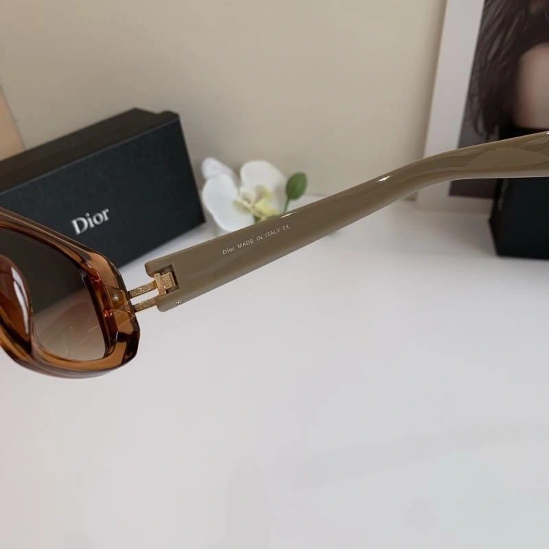 Christian Dior Sunglasses Lightweight 278621
