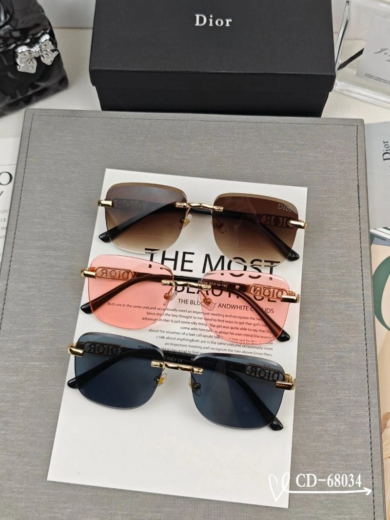 Sustainable Christian Dior Sunglasses 278632