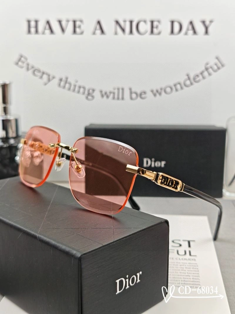 Sustainable Christian Dior Sunglasses 278632