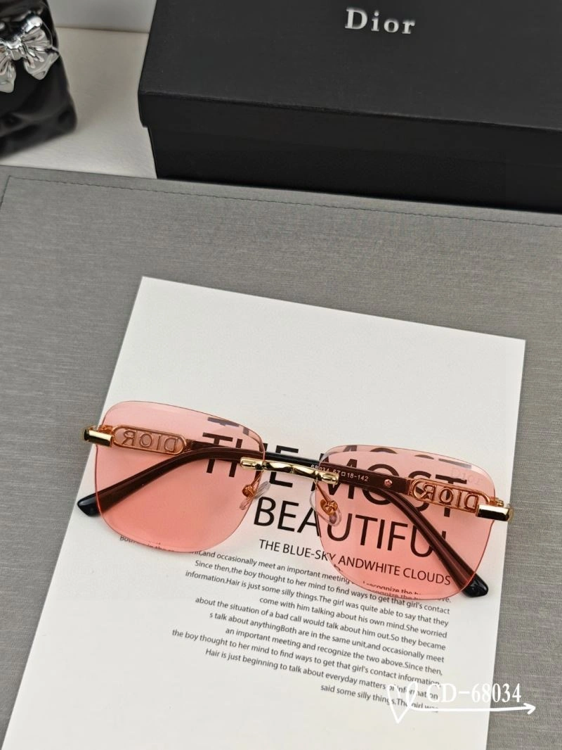 Sustainable Christian Dior Sunglasses 278632