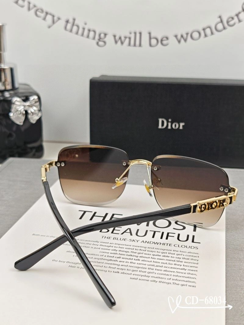 Sustainable Christian Dior Sunglasses 278632