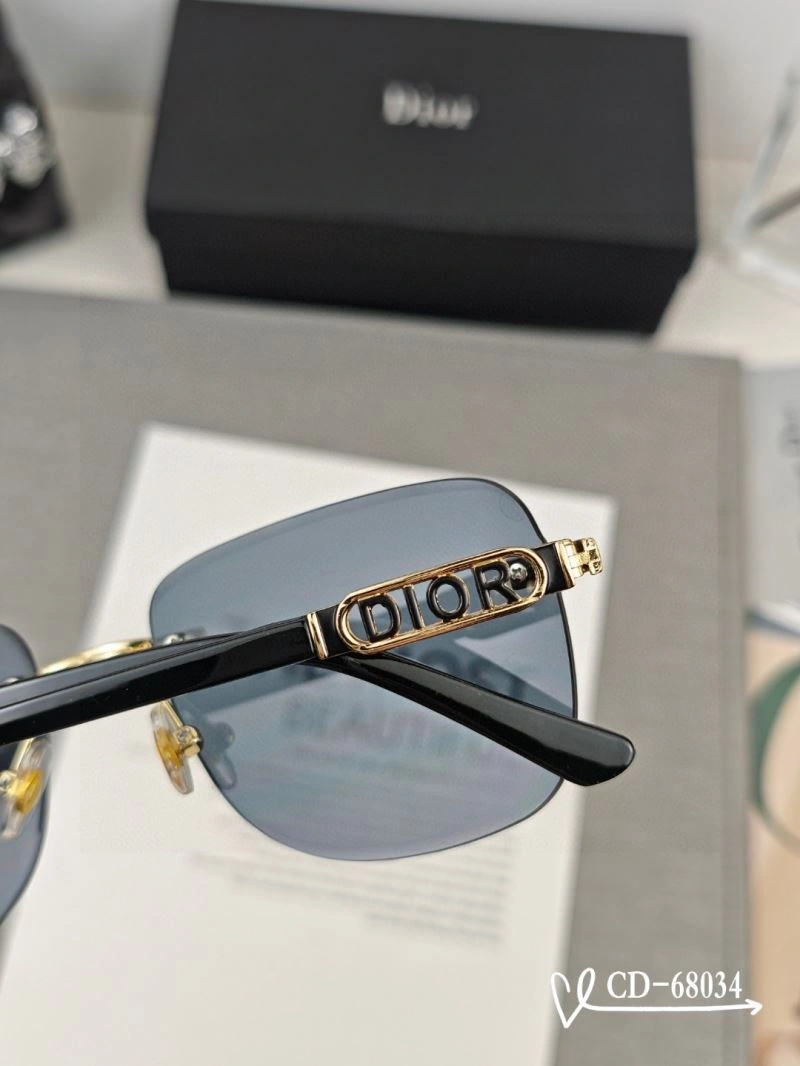 Sustainable Christian Dior Sunglasses 278632