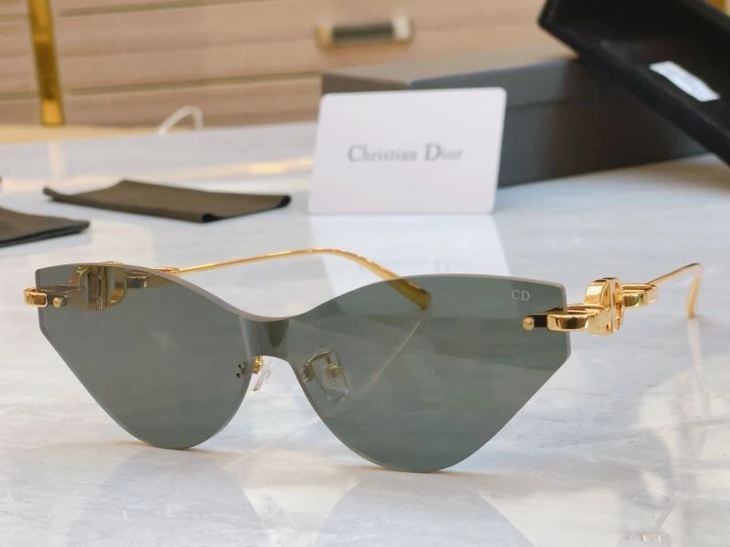 Seasonal Christian Dior Sunglasses 278638