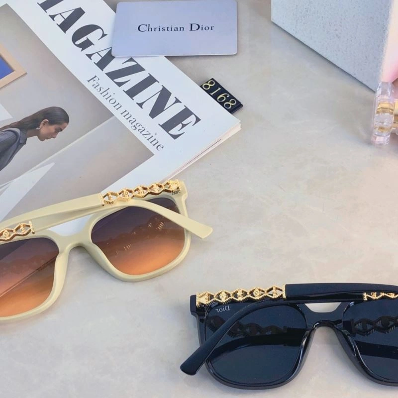 Sleek Christian Dior Sunglasses 278618
