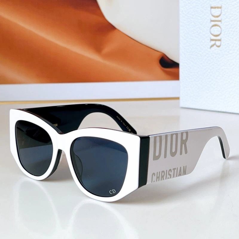 Christian Dior Sunglasses Seasonal 278616