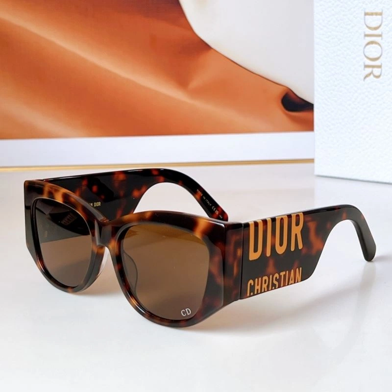 Christian Dior Sunglasses Seasonal 278616