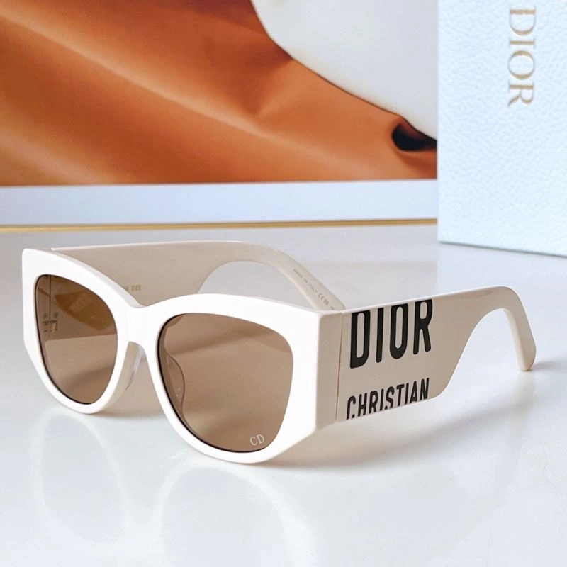 Christian Dior Sunglasses Seasonal 278616