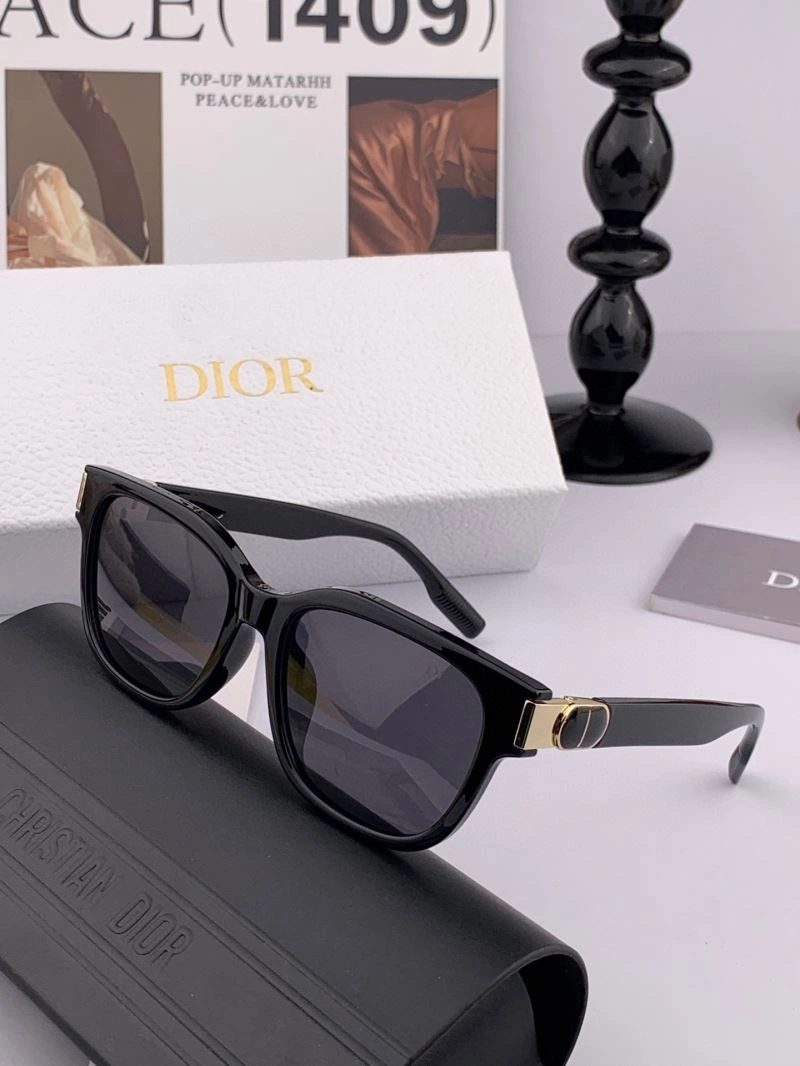 Christian Dior Sunglasses WellDesigned 278876