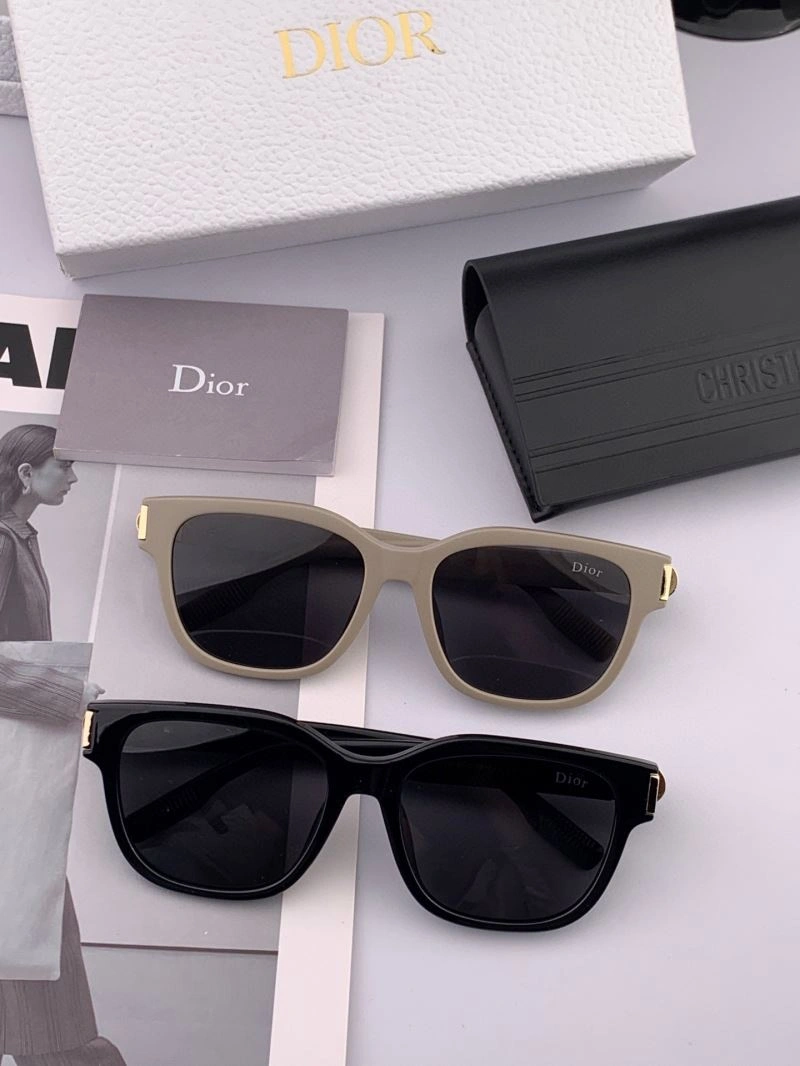 Christian Dior Sunglasses WellDesigned 278876