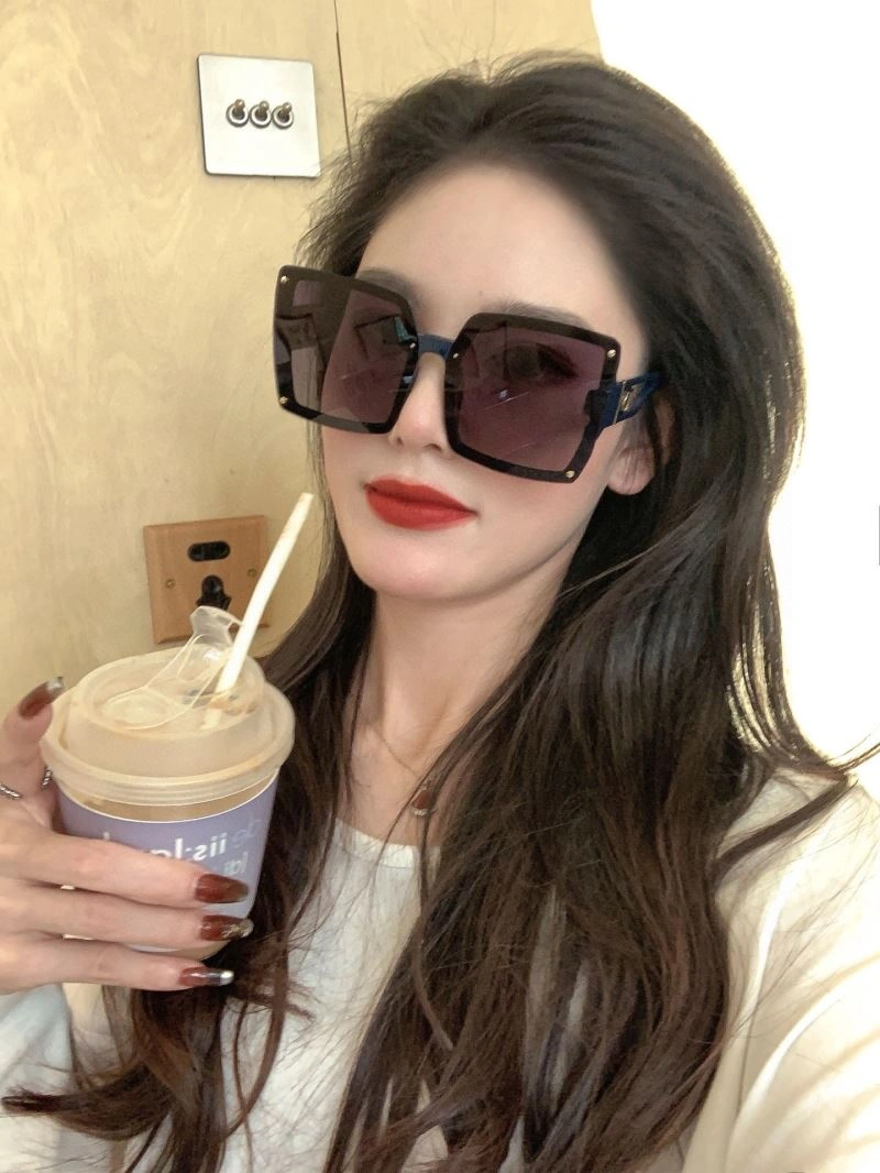 Christian Dior Sunglasses HighQuality 278862