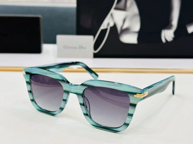 Christian Dior Sunglasses Chic 278857