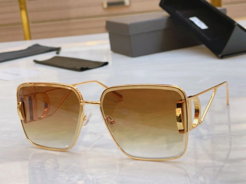 Christian Dior Sunglasses Stylish 278854