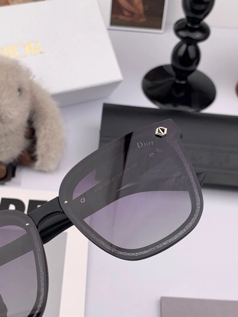 Christian Dior Sunglasses UrbanChic 278823