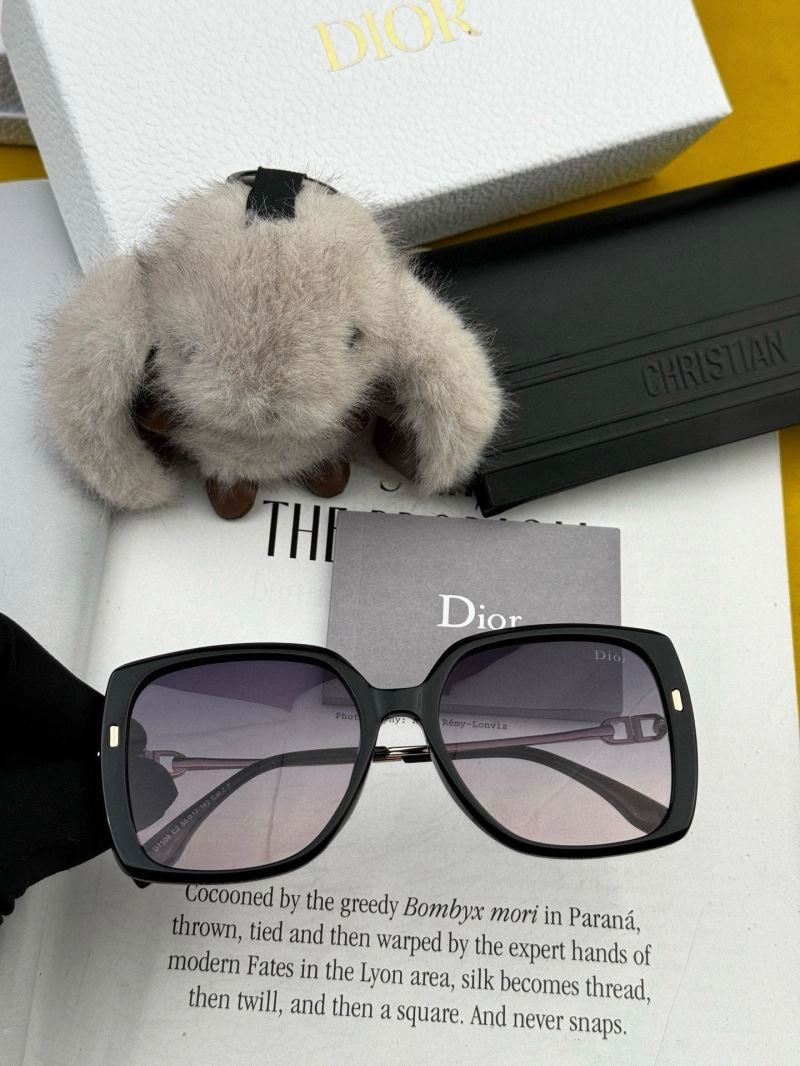 Attractive Christian Dior Sunglasses 278839