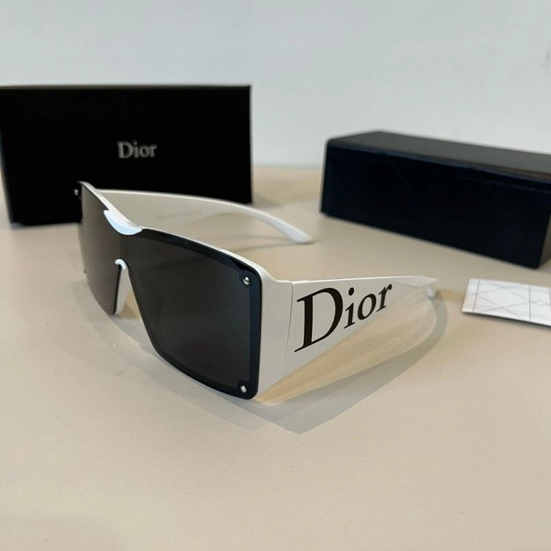 Functional Christian Dior Sunglasses 278844