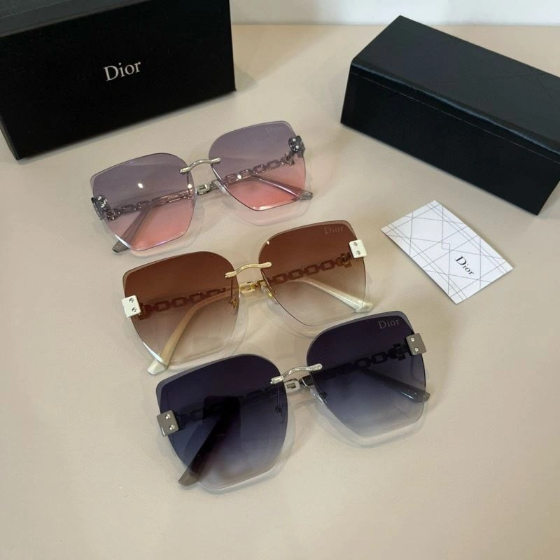 Fashionable Christian Dior Sunglasses 278845